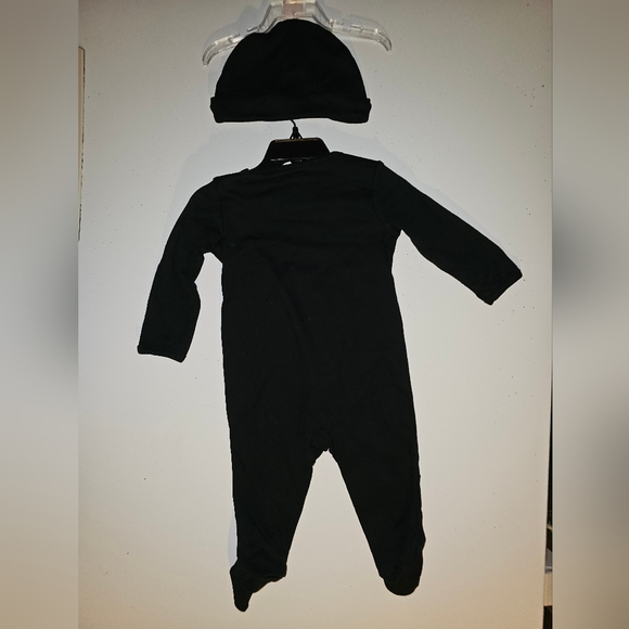 Carter's Baby Skeleton Sleep and Play Footsie & Hat Size 6 Months NWT - Picture 2 of 5